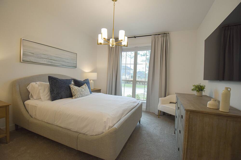 Photo of Bedroom in Conroe