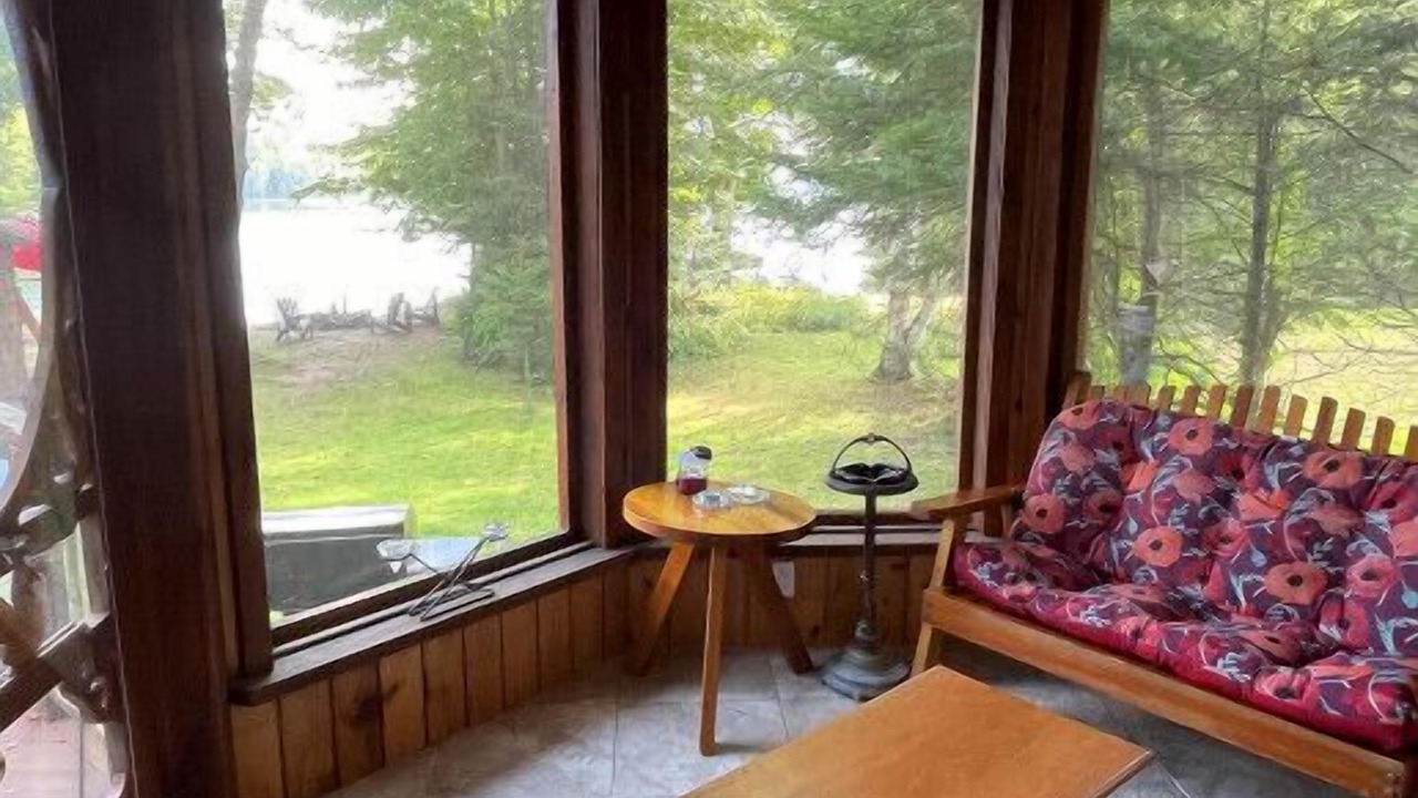 Photo of Livingroom in North Kawartha