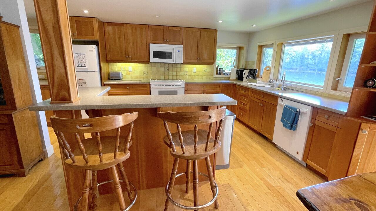 Photo of Kitchen in North Kawartha
