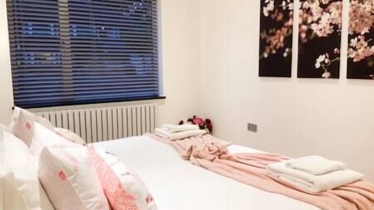 Photo of Others in Reading