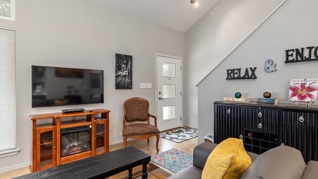 Photo of Livingroom in Sunset