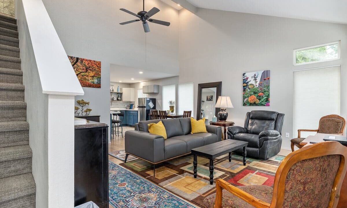 Photo of Livingroom in Sunset