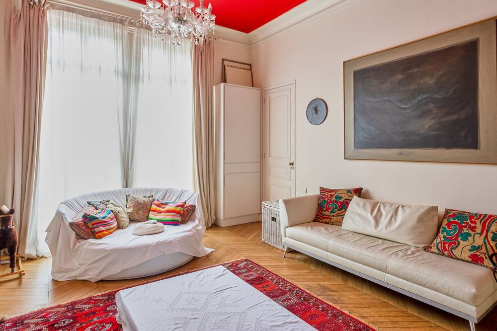 Photo of Livingroom in Neuilly-sur-Seine