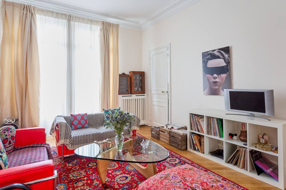 Photo of Livingroom in Neuilly-sur-Seine
