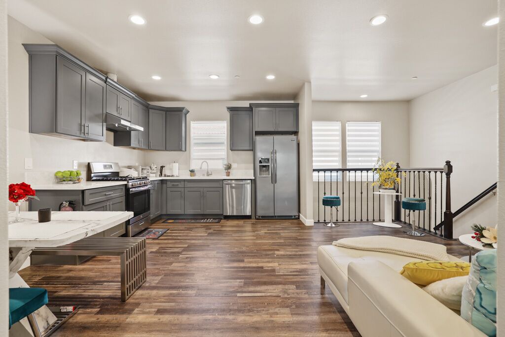Photo of Kitchen in Midway City