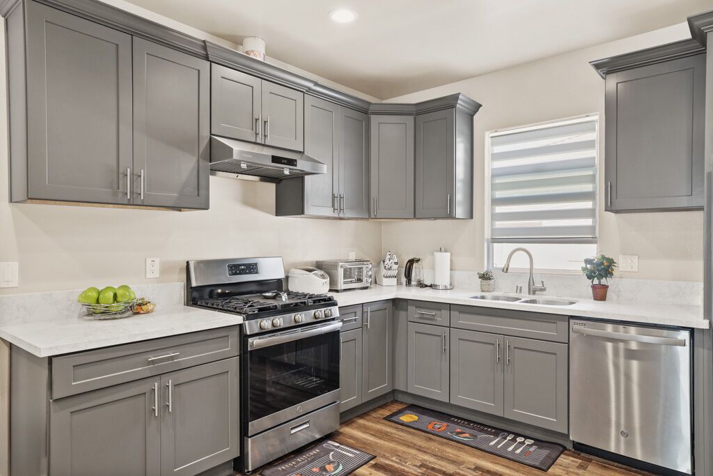 Photo of Kitchen in Midway City