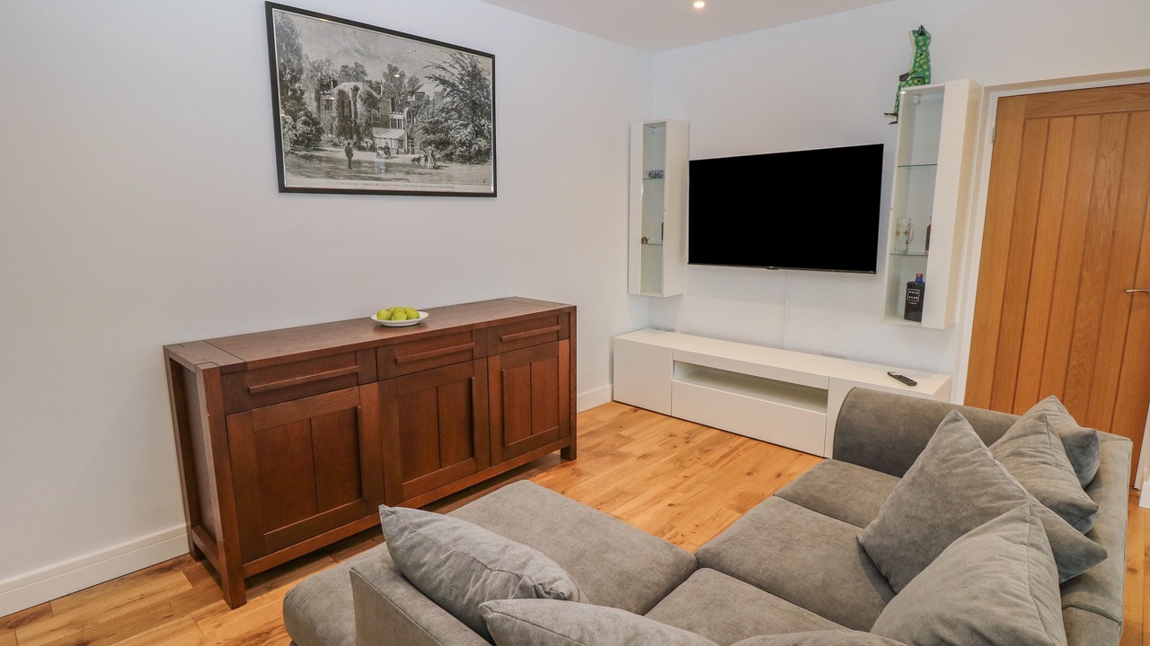 Photo of Others in Totland Bay