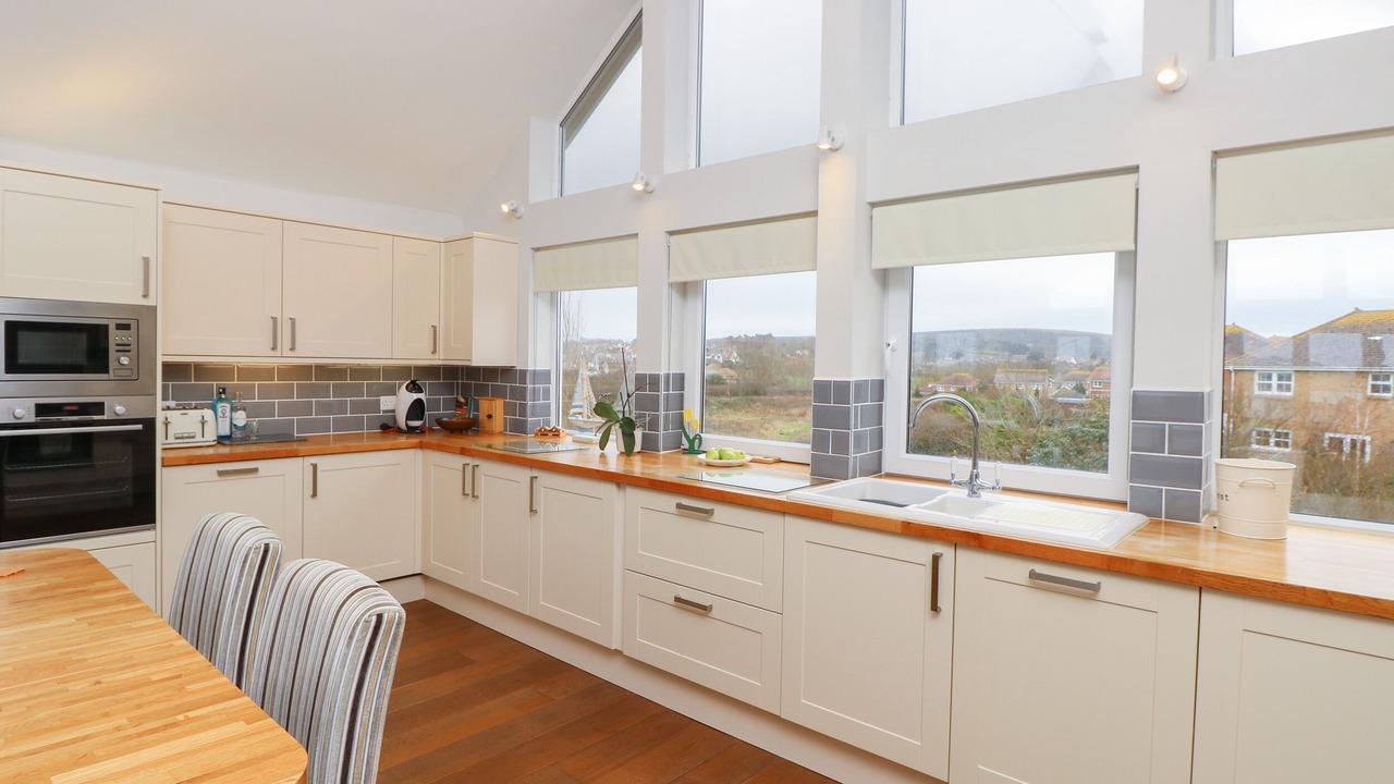 Photo of Others in Totland Bay