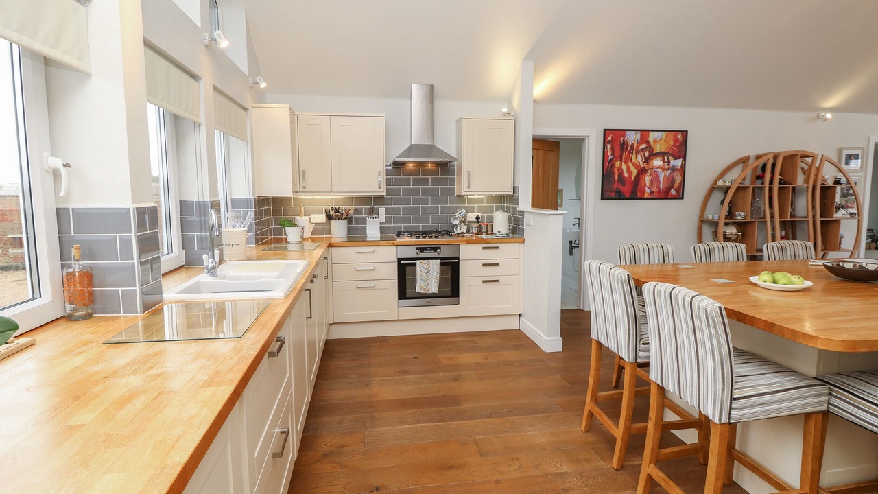 Photo of Others in Totland Bay