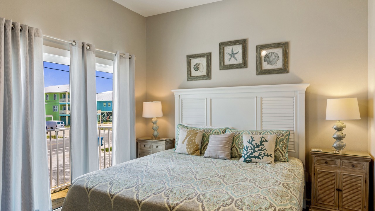 Photo of Bedroom in Gulf Shores