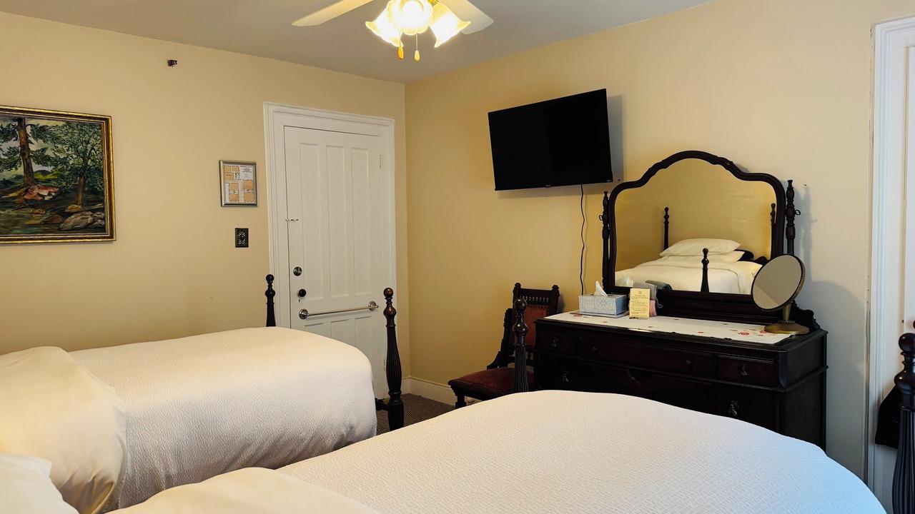 Photo of Bedroom in Cherry Valley