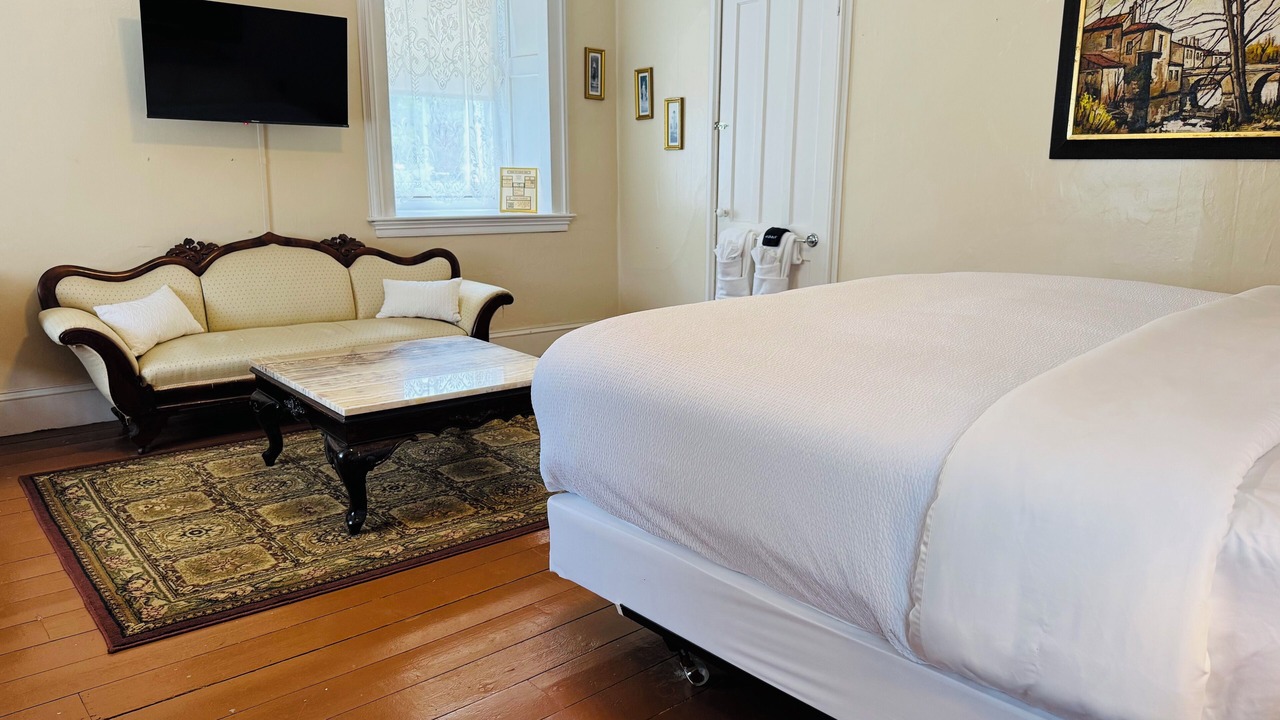 Photo of Bedroom in Cherry Valley