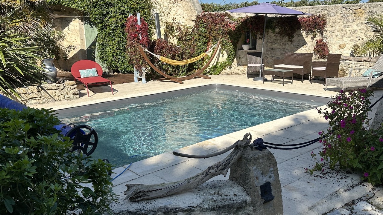 Photo of Outdoor in Saint-Estephe