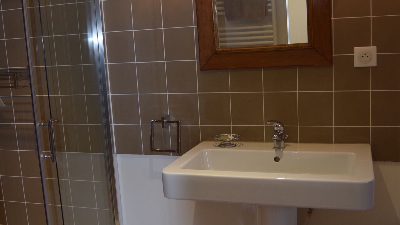 Photo of Others in Guillon