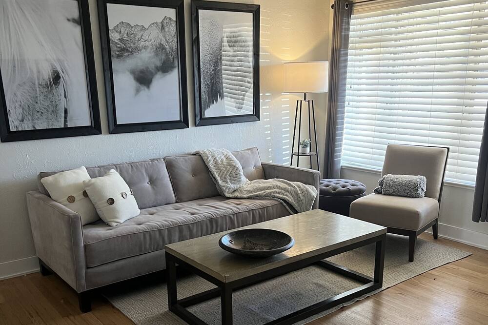 Photo of Livingroom in Lakeside