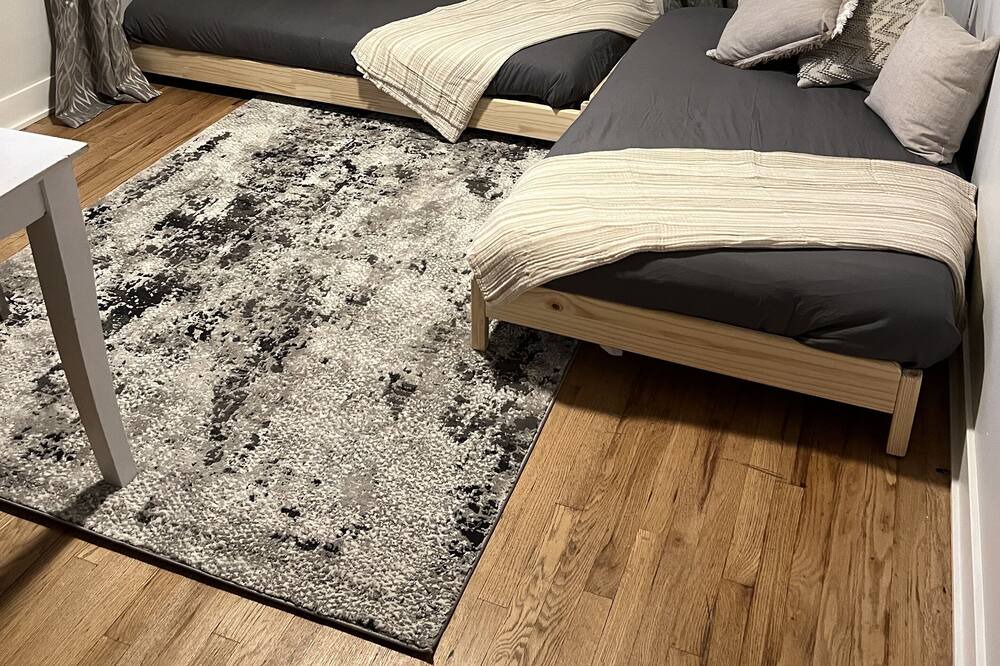 Photo of Bedroom in Lakeside