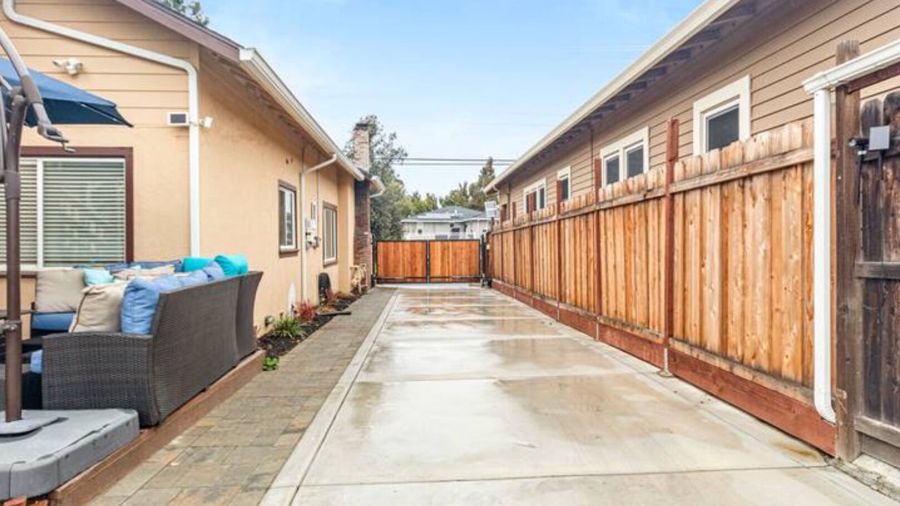 Photo of Outdoor in Fairview