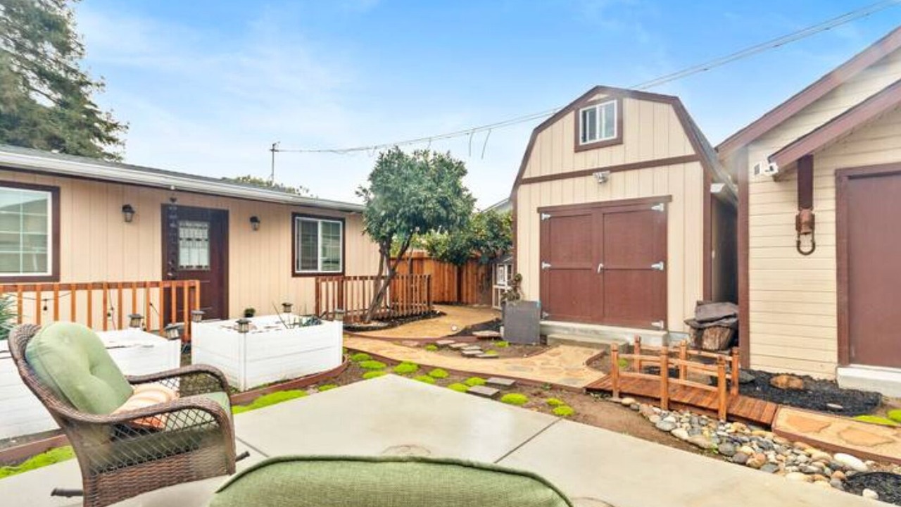 Photo of Outdoor in Fairview