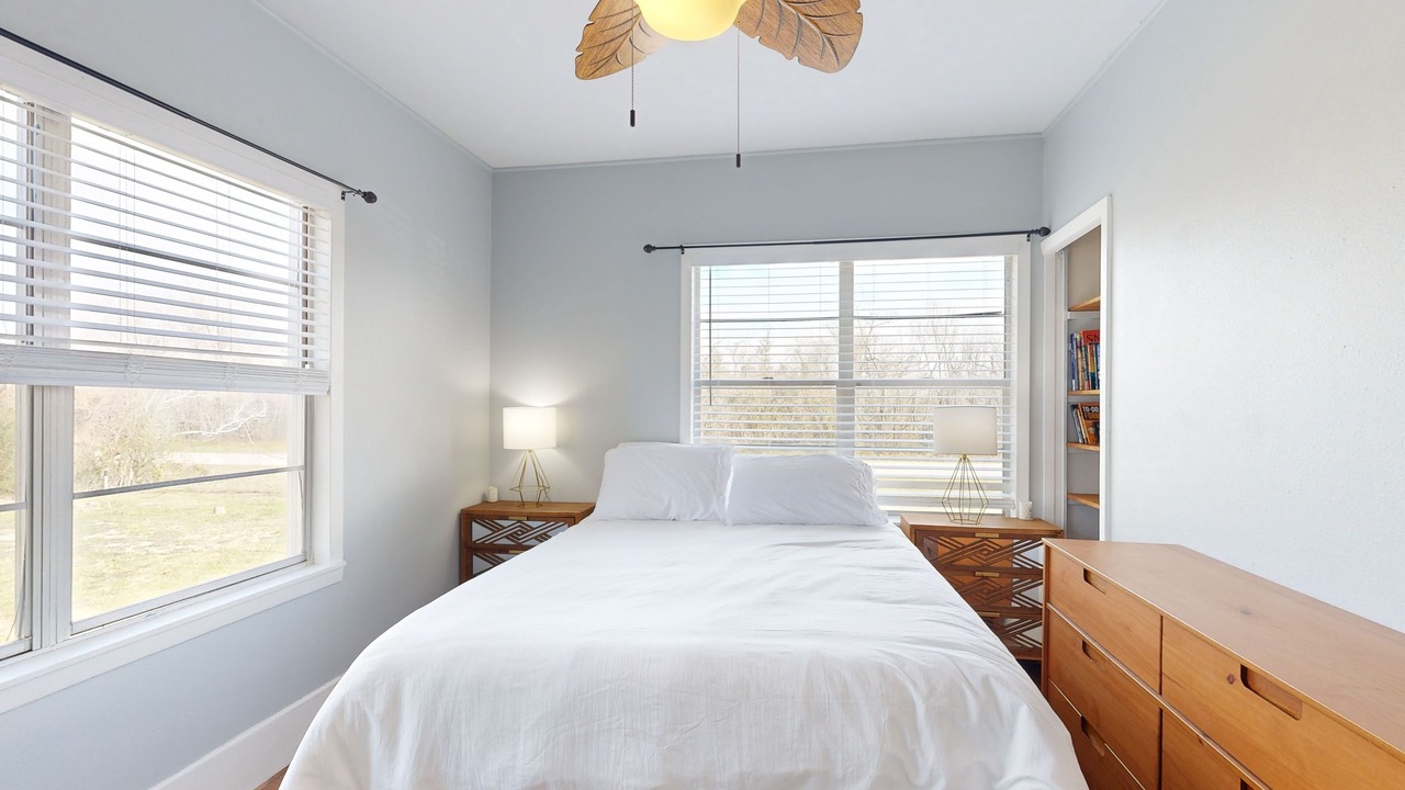 Photo of Bedroom in Texas Gulf Coast Region