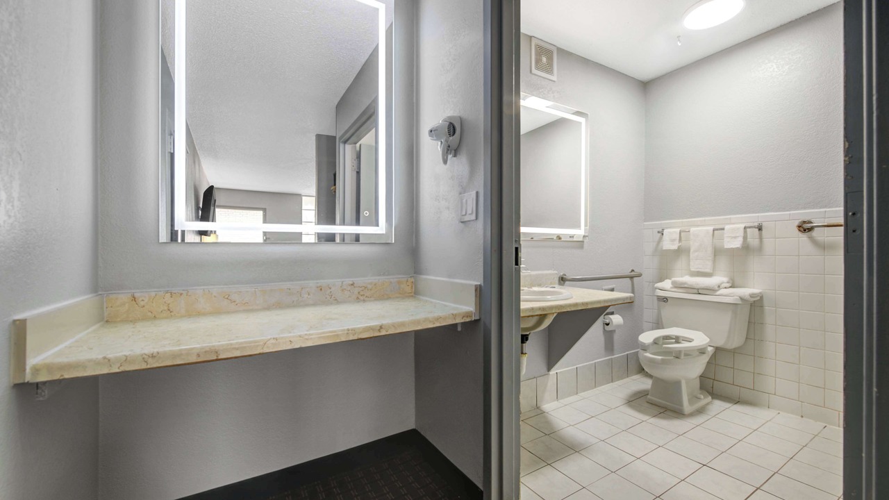 Photo of Bathroom in Chickasha