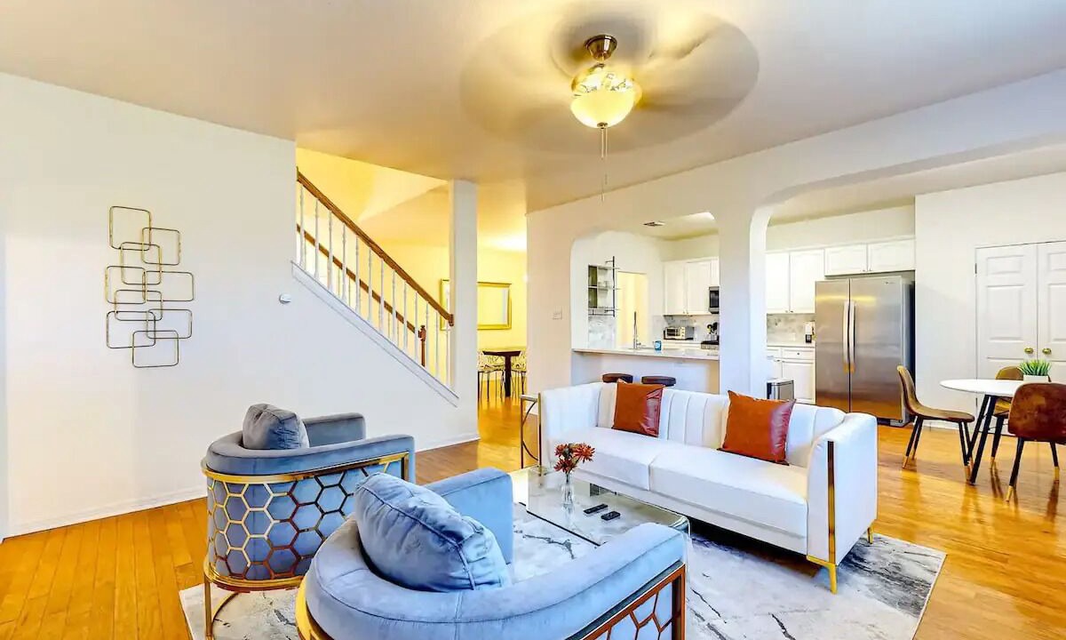 Photo of Livingroom in Scofield Farms