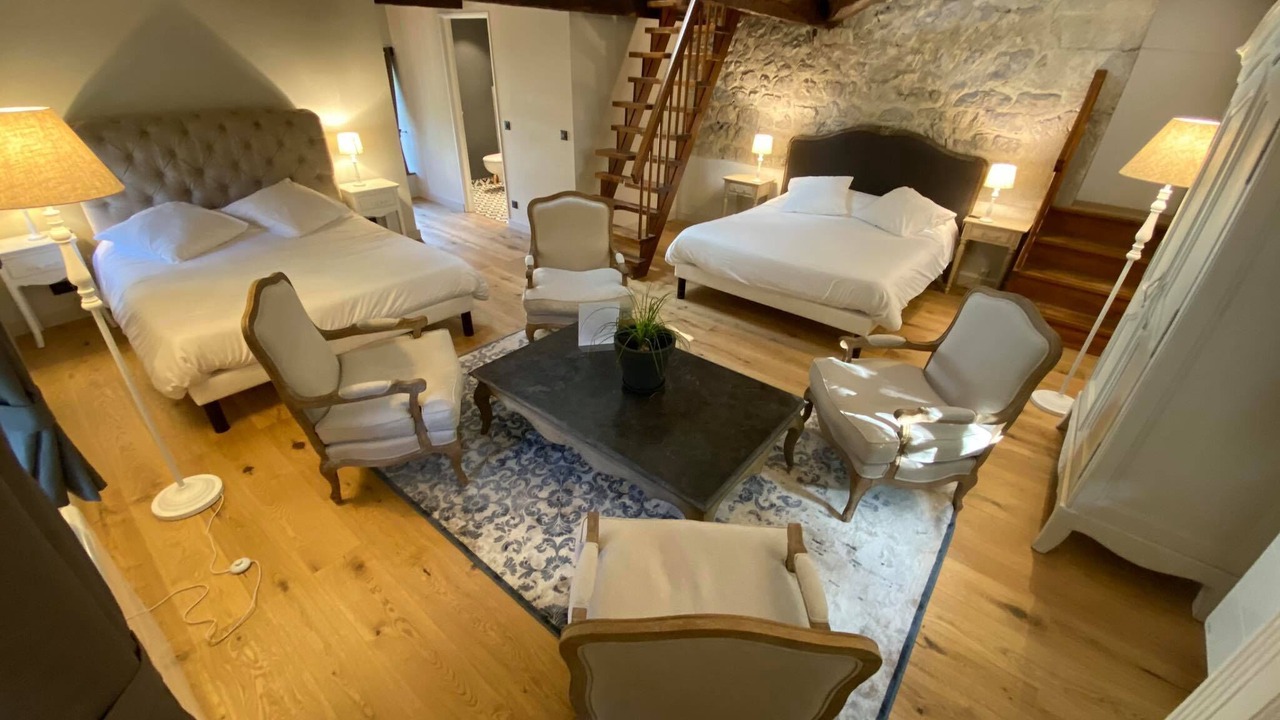 Photo of Others in Cruet