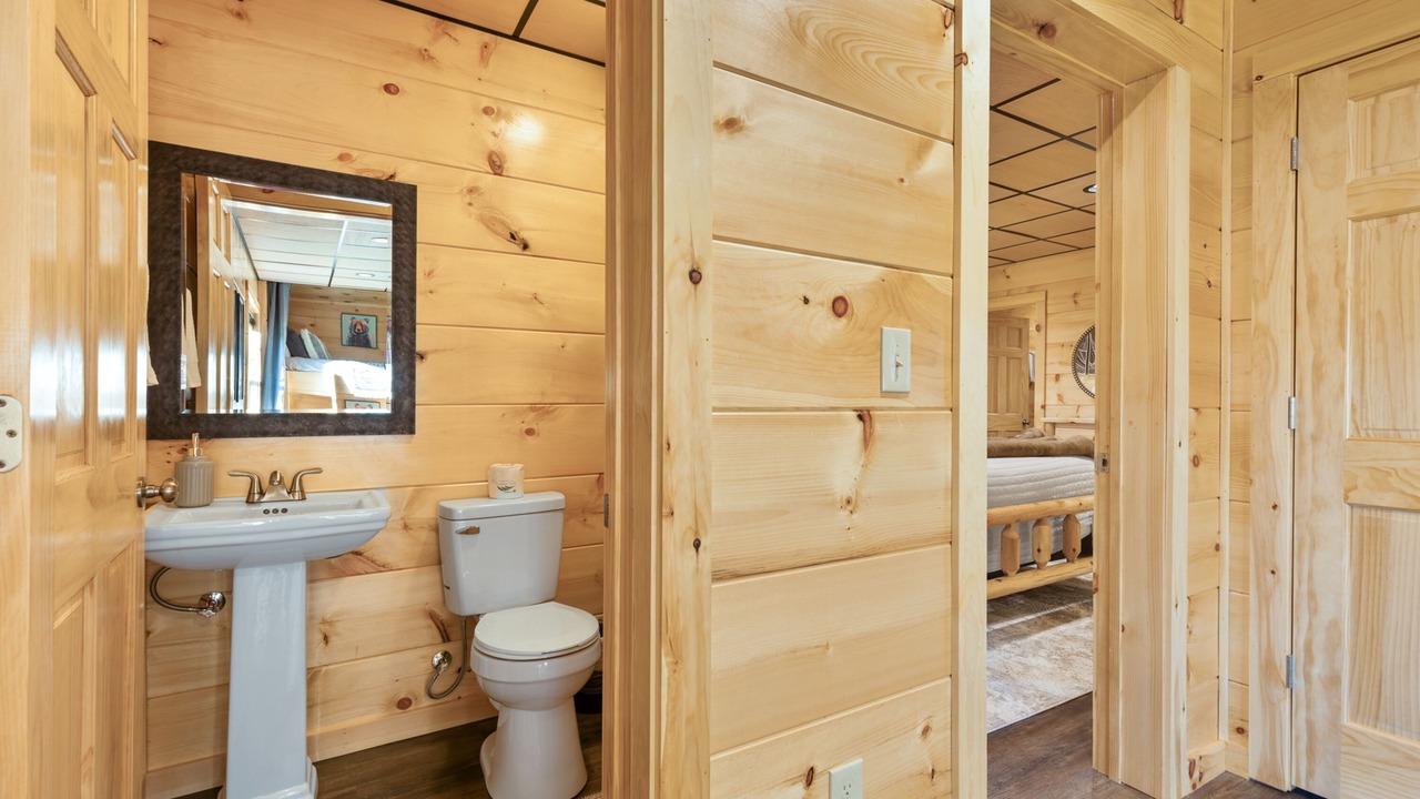 Photo of Bathroom in Pigeon Forge