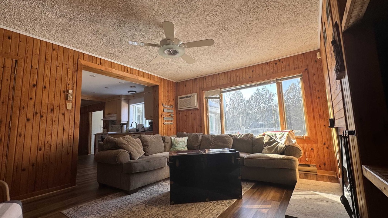 Photo of Livingroom in Sainte-Agathe-des-Monts