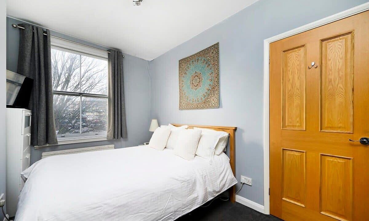 Photo of Others in Belsize Park