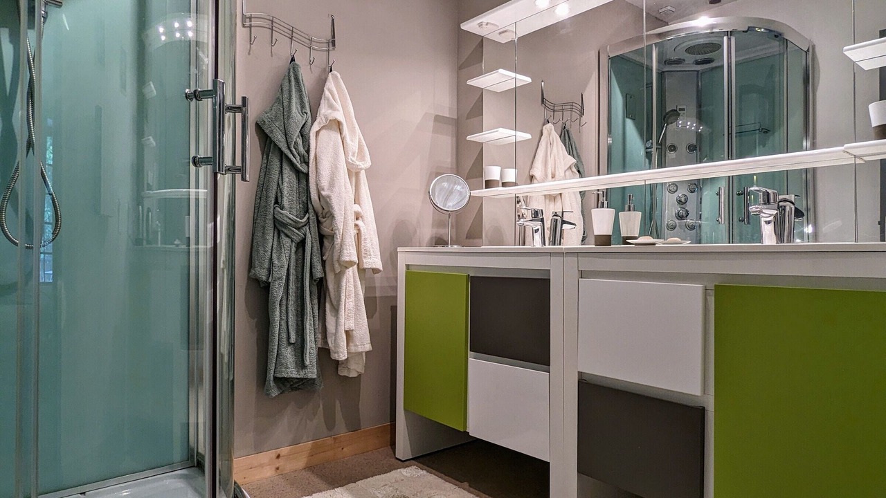 Photo of Bathroom in Saint-Romain-Lachalm