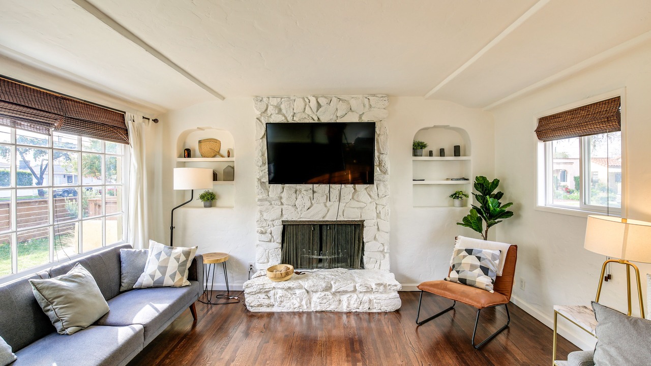 Photo of Livingroom in North Long Beach