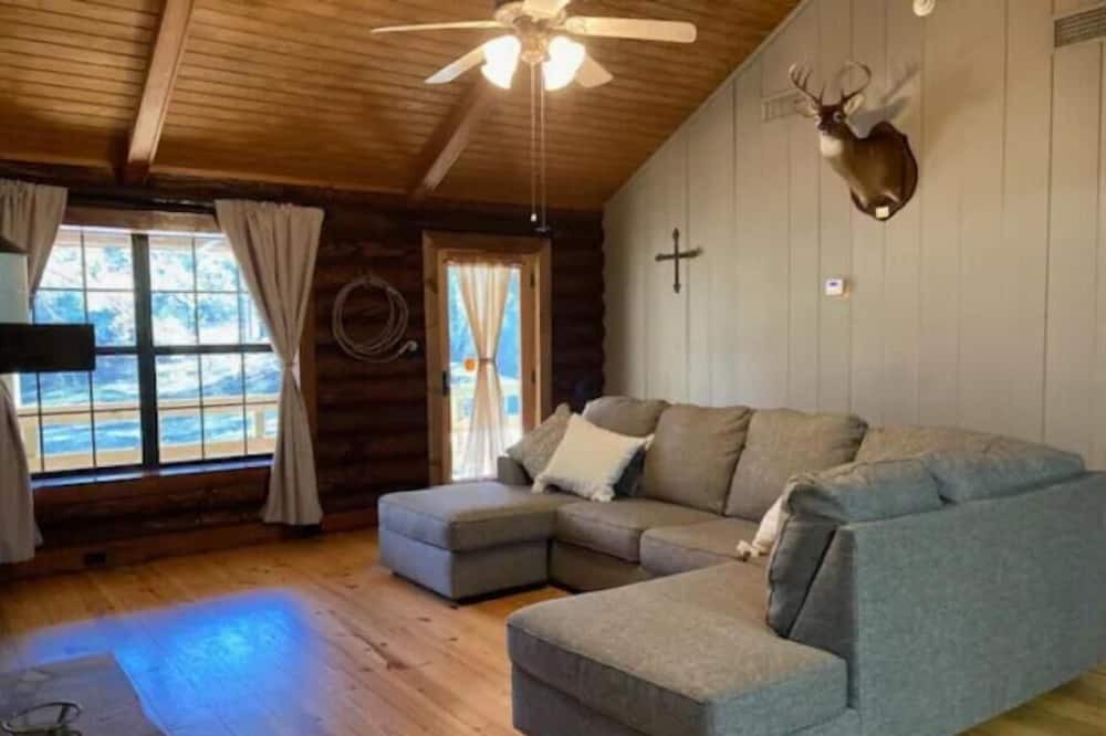 Photo of Livingroom in Tylertown