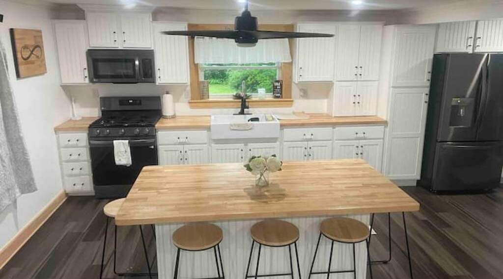 Photo of Kitchen in West Enfield