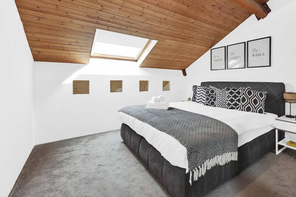 Photo of Bedroom in Bromley South