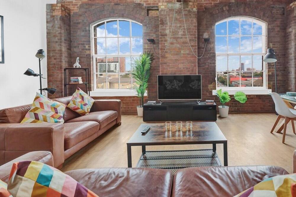 Photo of Livingroom in Bromley South