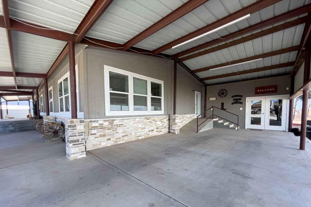 Photo of Outdoor in Shallowater