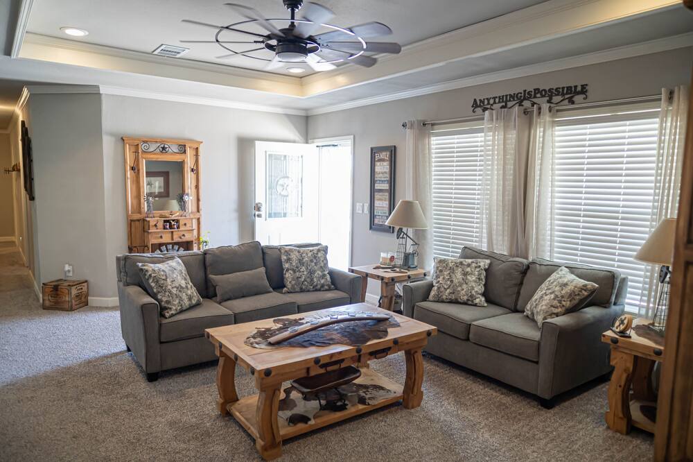 Photo of Livingroom in Shallowater