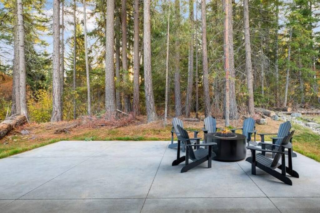 Photo of Outdoor in Roslyn