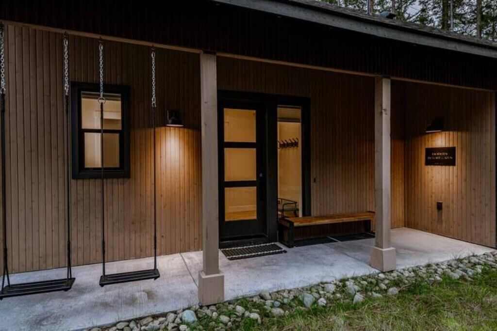 Photo of Outdoor in Roslyn