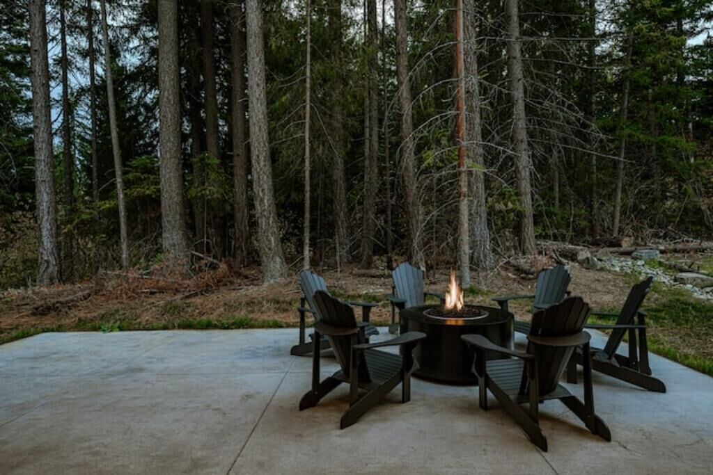 Photo of Outdoor in Roslyn