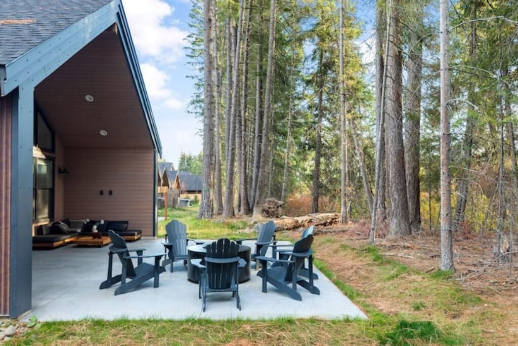 Photo of Outdoor in Roslyn