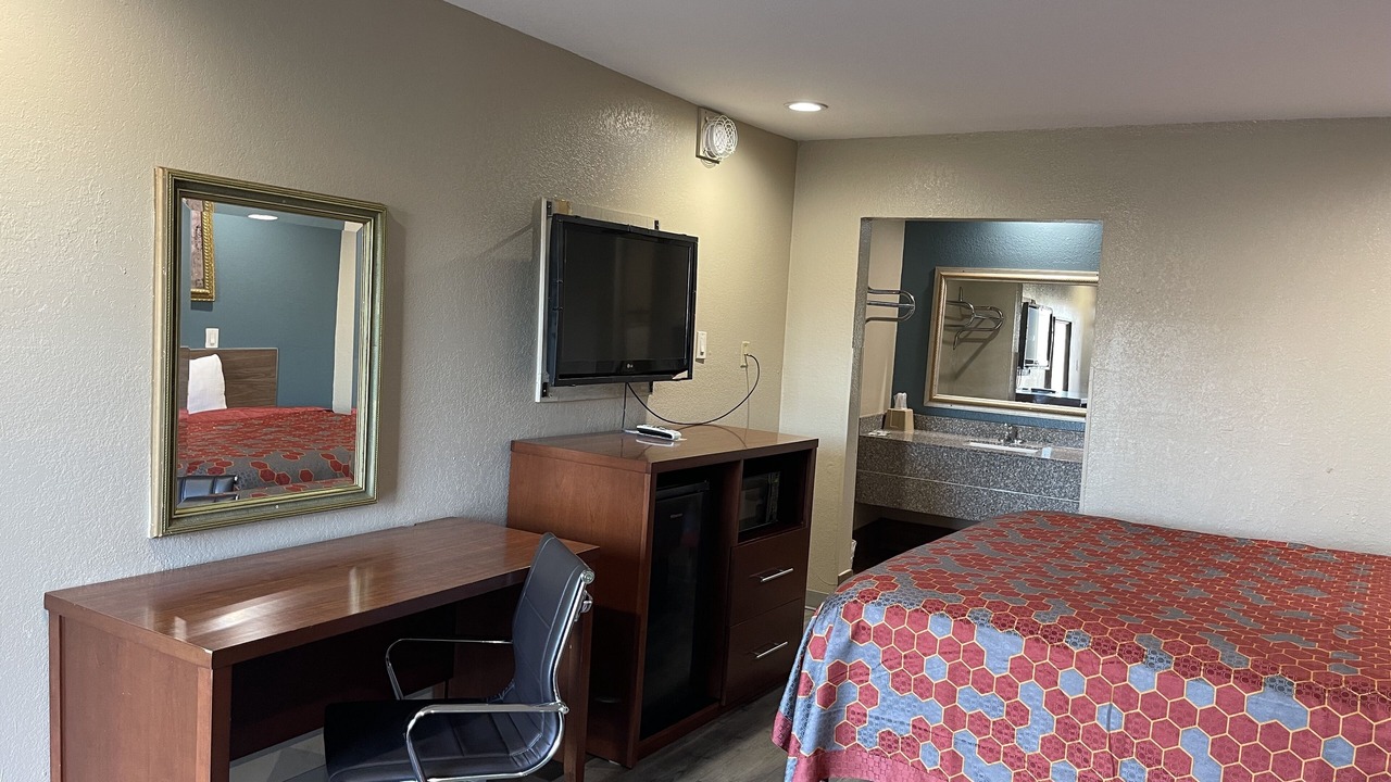 Photo of Bedroom in Jackson