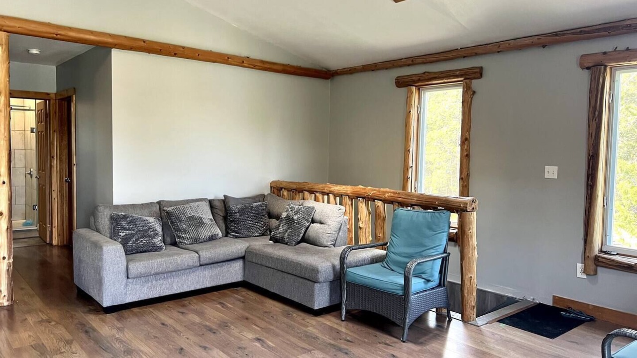 Photo of Livingroom in Oro-Medonte