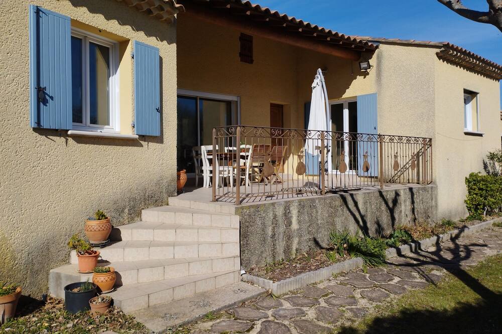 Photo of Outdoor in Caderousse