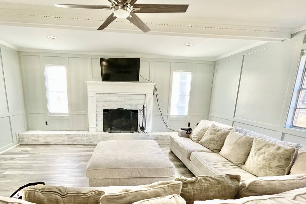 Photo of Livingroom in Lufkin