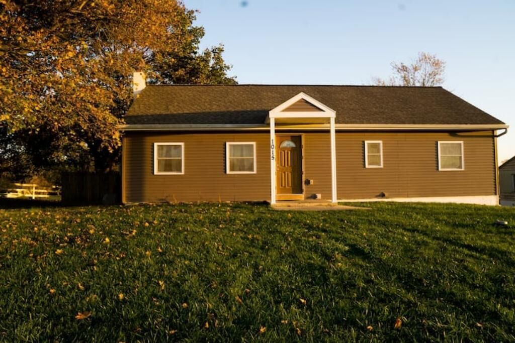 Photo of Outdoor in Mount Joy