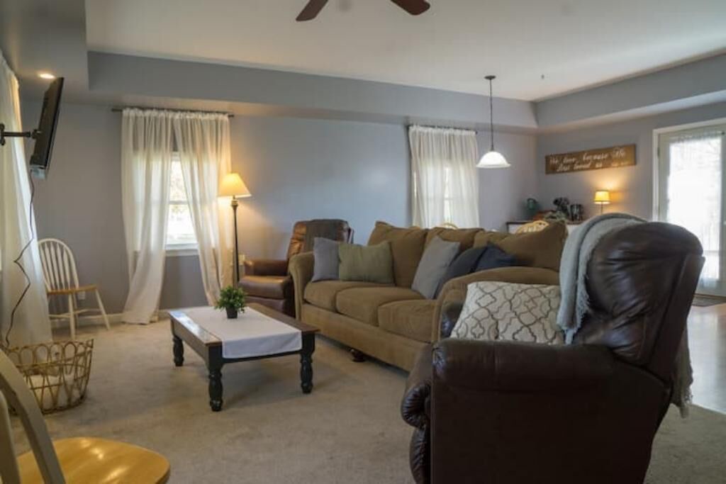 Photo of Livingroom in Mount Joy