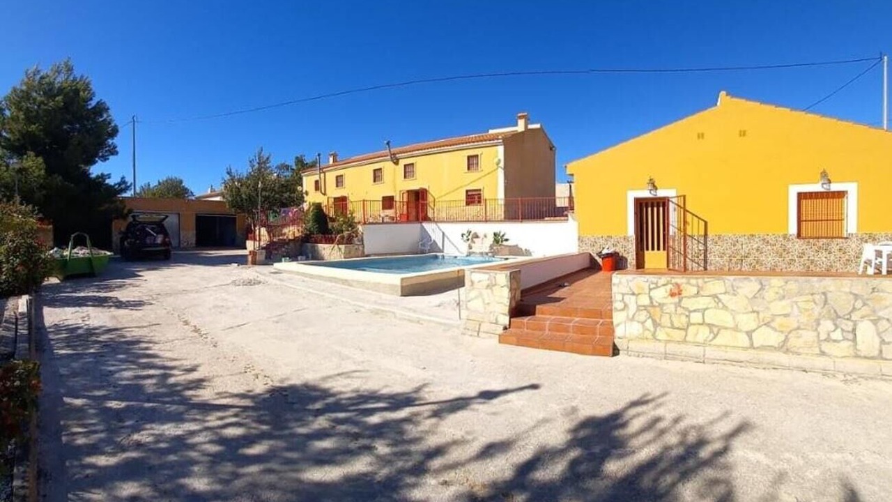Photo of Outdoor in Mazuza