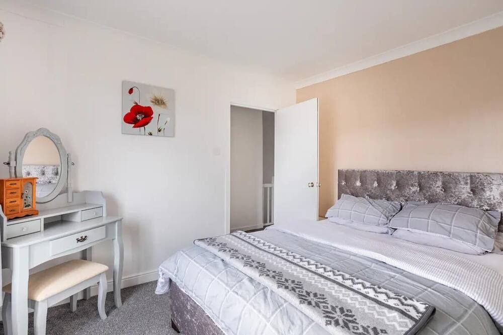 Photo of Others in Hamilton