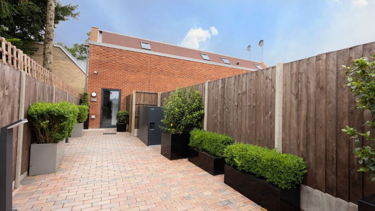 Photo of Outdoor in Stanmore